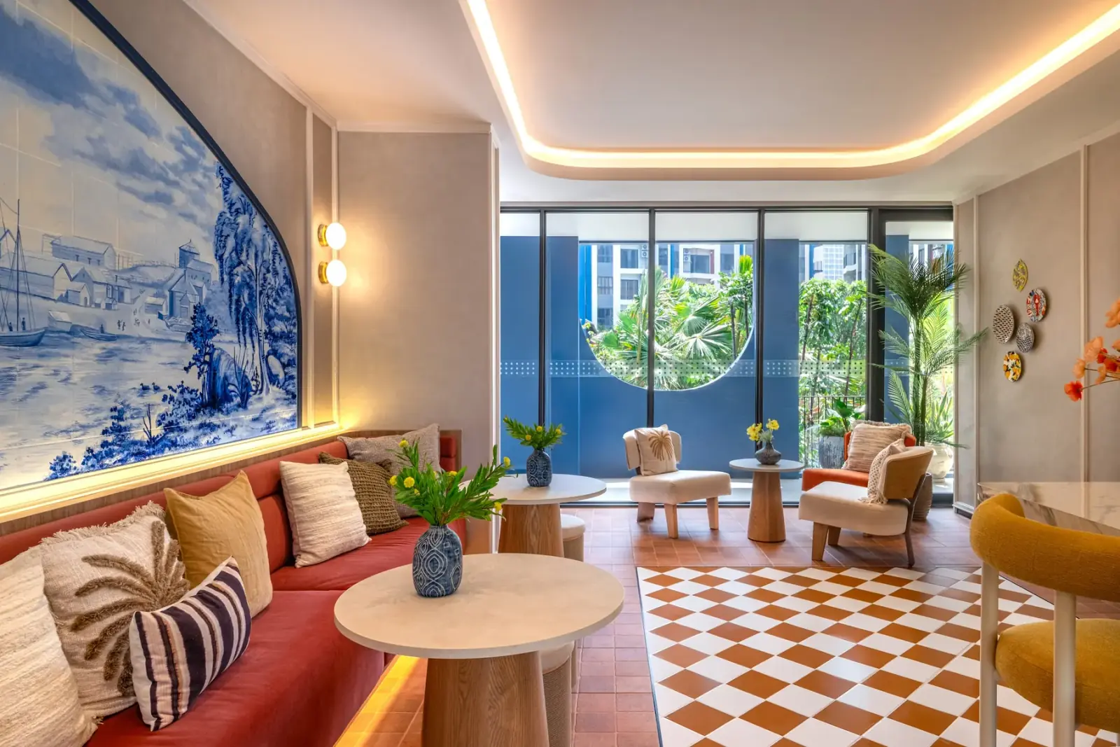 Salón en Cabanas Hua Hin, un proyecto de Sansiri en Hua Hin, Tailandia